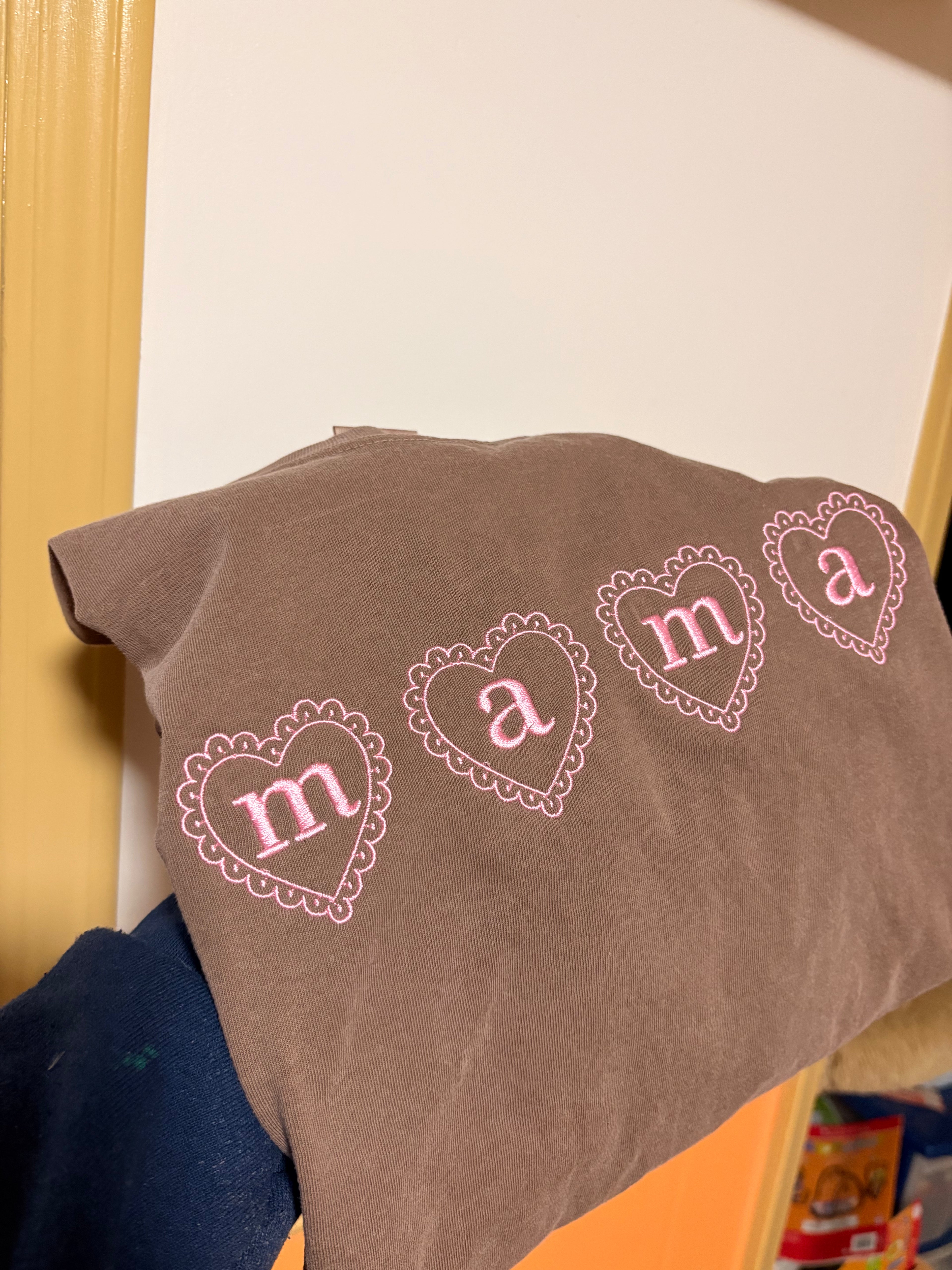 Lace Heart Mama Comfort Colors